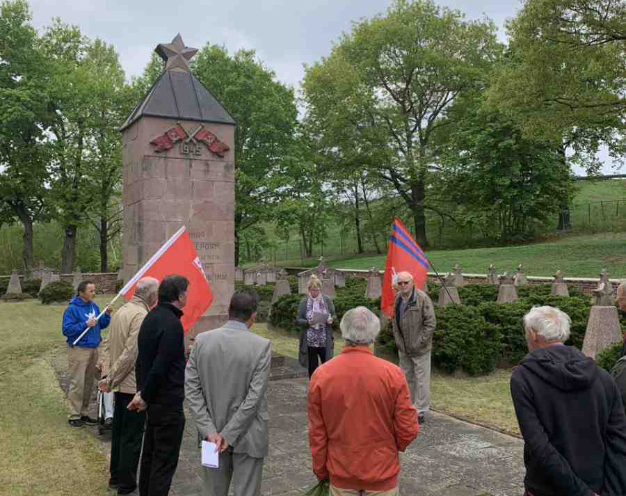 Torgau - Prorussische Friedenstaube - Antifaschismus, Friedenskampf, Repression - Im Bild