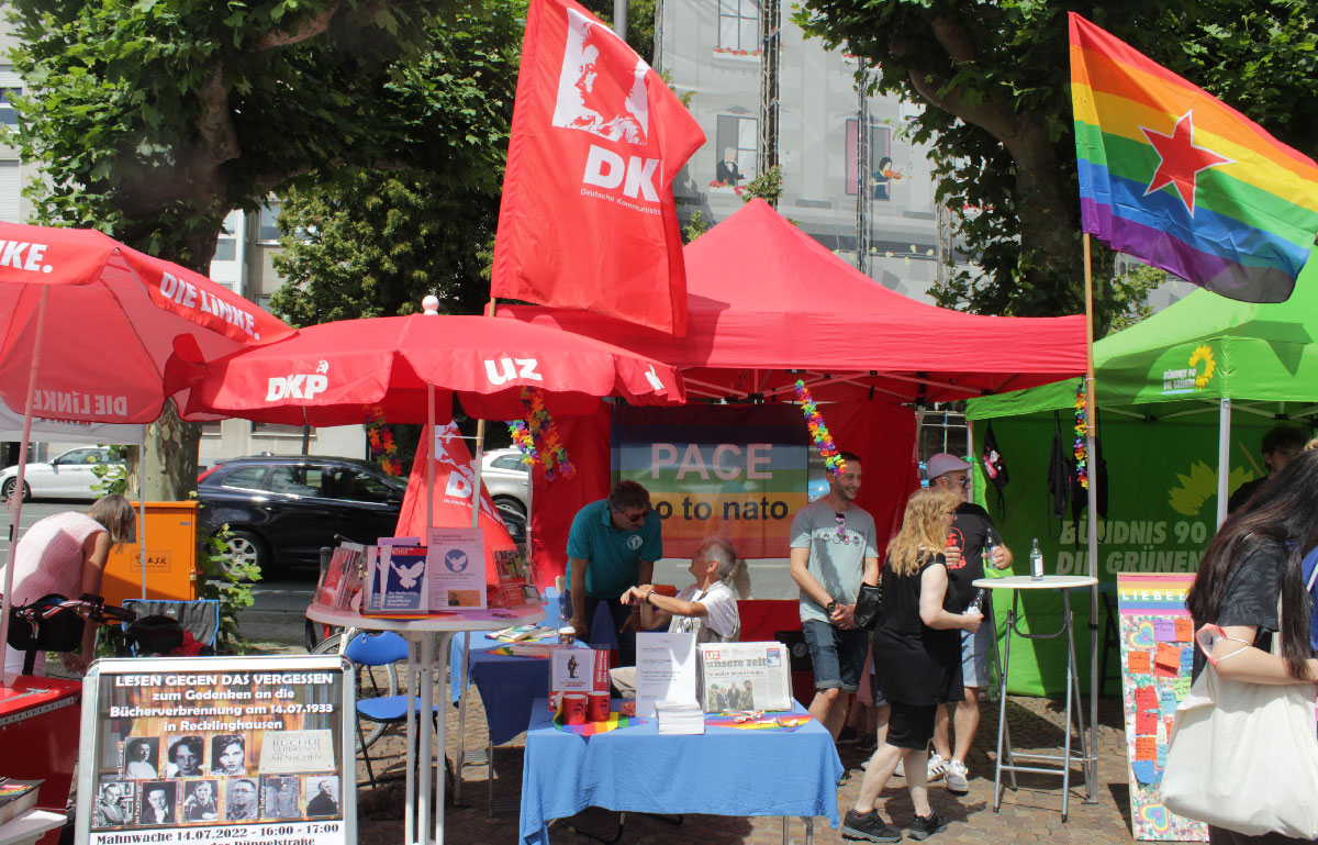 CSD1 - Hunderte beim CSD in Recklinghausen - Christopher Street Day, DKP, Recklinghausen - Blog, DKP in Aktion