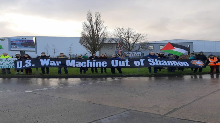 shannon - Wenn Kriege durch Lügen ausgelöst werden, kann die Wahrheit dem Frieden den Weg bahnen - Clare Daly - Clare Daly