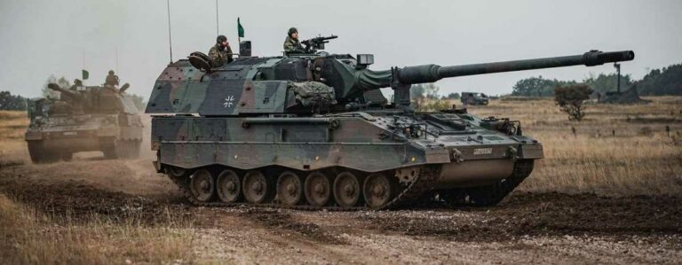310501 ringtausch - Ringtausch vorm Ende - Aufrüstung, Bundesregierung, Bundeswehr, NATO - Internationales