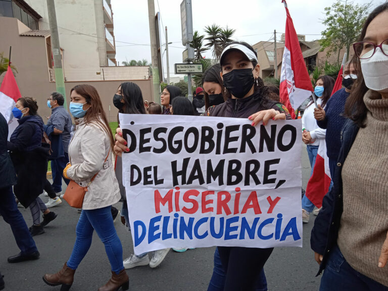 330601 Peru n - Und täglich grüßt die Regierungskrise - Peru - Peru