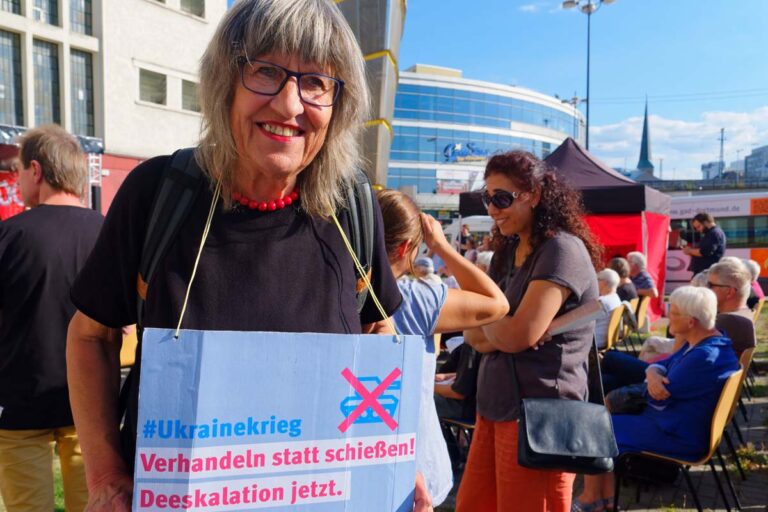 36370502 bildmeldung1 - Antikriegstag - - Politik