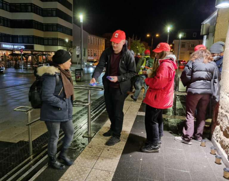 400202 Pendler - Millionen profitieren von höherem Mindestlohn - DGB - DGB