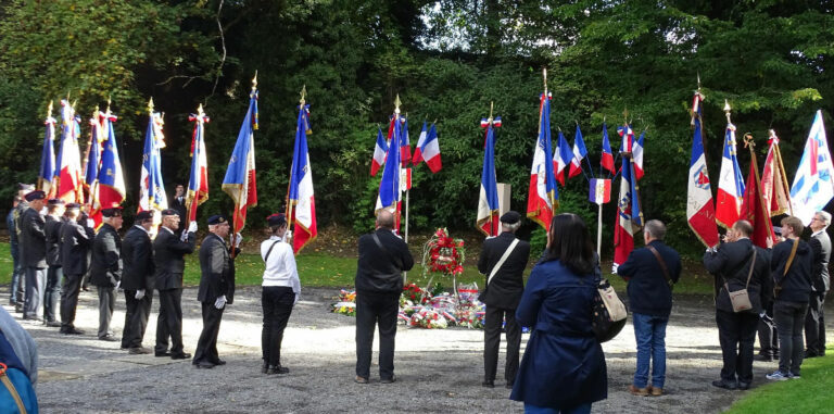 401501 - An der Mauer der Erschossenen - Association Nationale des Anciens Combattants et des Ami(e)s de la Résistance - Association Nationale des Anciens Combattants et des Ami(e)s de la Résistance