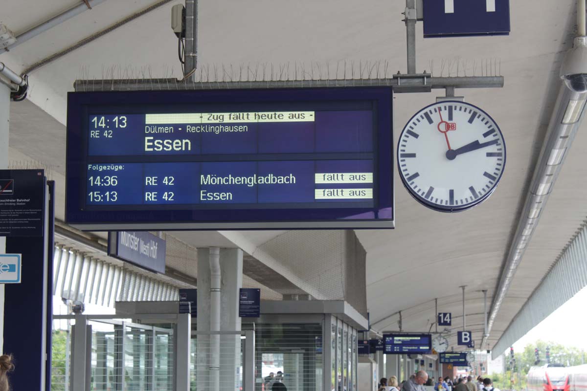 410901 Bahn Ausfaelle - Schutz der kritischen Infrastruktur - Bahn, Infrastruktur - Im Bild