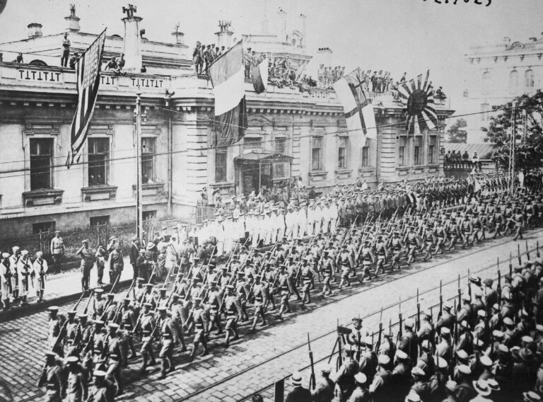 4110 Truppen - „In der Wiege ersticken …“ - Sowjetunion - Sowjetunion