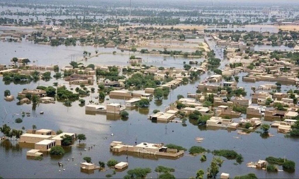 4113 3 1 - Eine Katastrophe für die Armen - Pakistan, Umwelt - Hintergrund