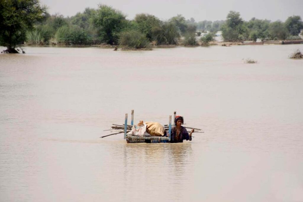 4113 4 - Eine Katastrophe für die Armen - Pakistan, Umwelt - Hintergrund