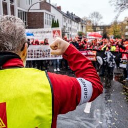 Home - - Wirtschaft & Soziales Arbeitskampf abgebrochen