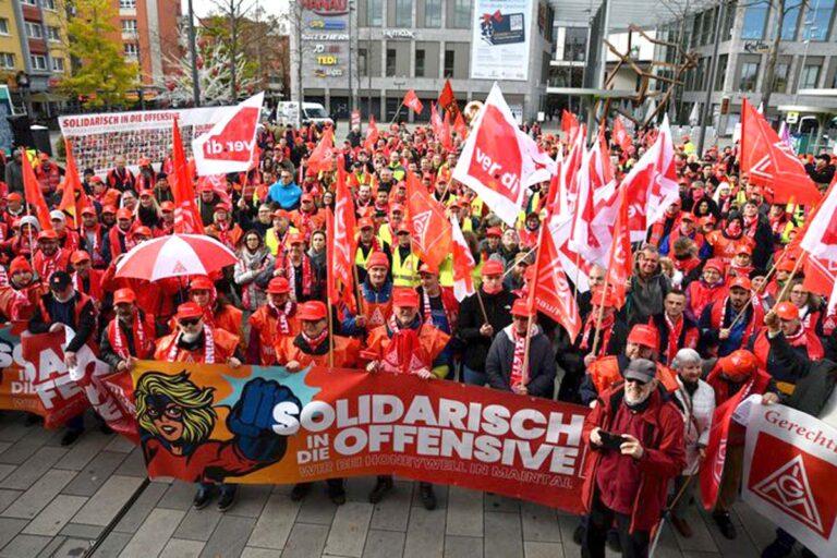 4703 02 - Politischer Warnstreik - Friedenskampf - Friedenskampf