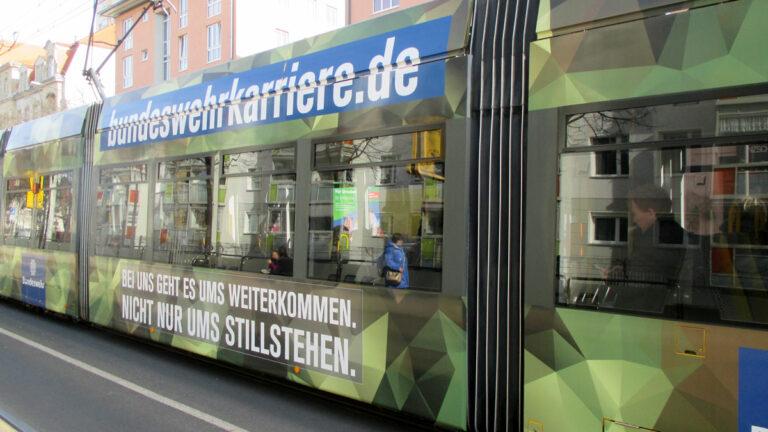stardd - Münchner Tram in Flecktarn - Antimilitarismus - Antimilitarismus