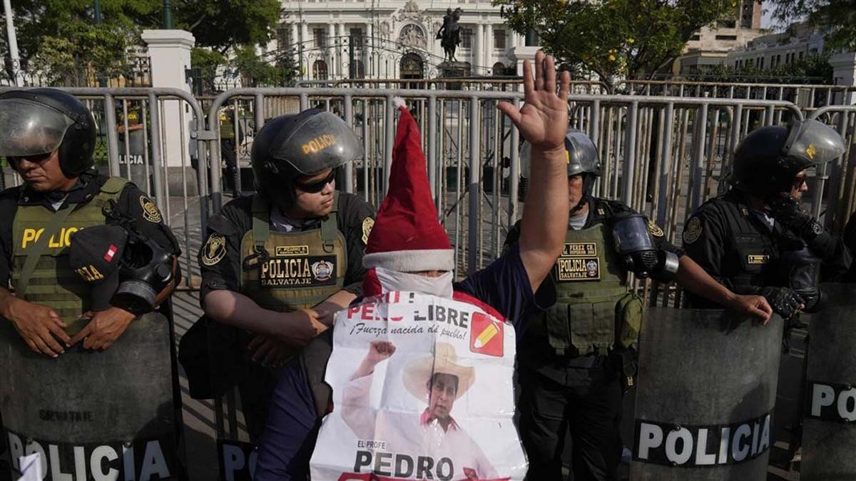 06 Peru 1 - Peru im Ausnahmezustand - Peru, Regierungsbildung - Internationales