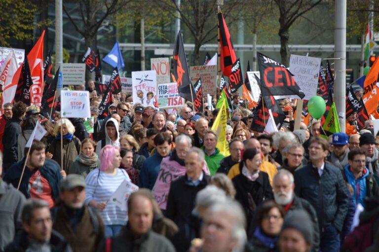 490201 - Alle Macht den Konzernen - Bundestag - Bundestag