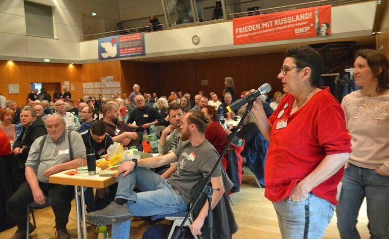 DSC 5593 - Diskussionsbetrag von 27 Genossinnen und Genossen - Blog - Blog