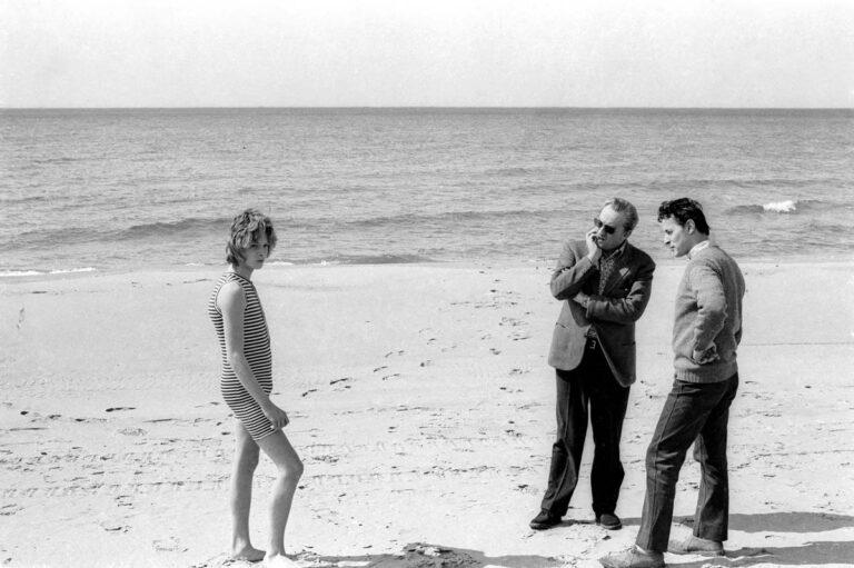 The Most Beautiful Boy In The World Bjorn and Visconti shooting Beach Morte a Venezia Copyright Mario Tursi 1970 - Ein Opfer der Traumfabrik - Dokumentarfilm - Dokumentarfilm