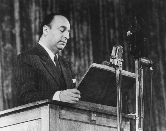 0811 Pablo Neruda en la URSS - Camarada Pablo Neruda, ¡presente! - Augusto Pinochet, Chile, Manuel Araya, Mord, Pablo Neruda - Kultur