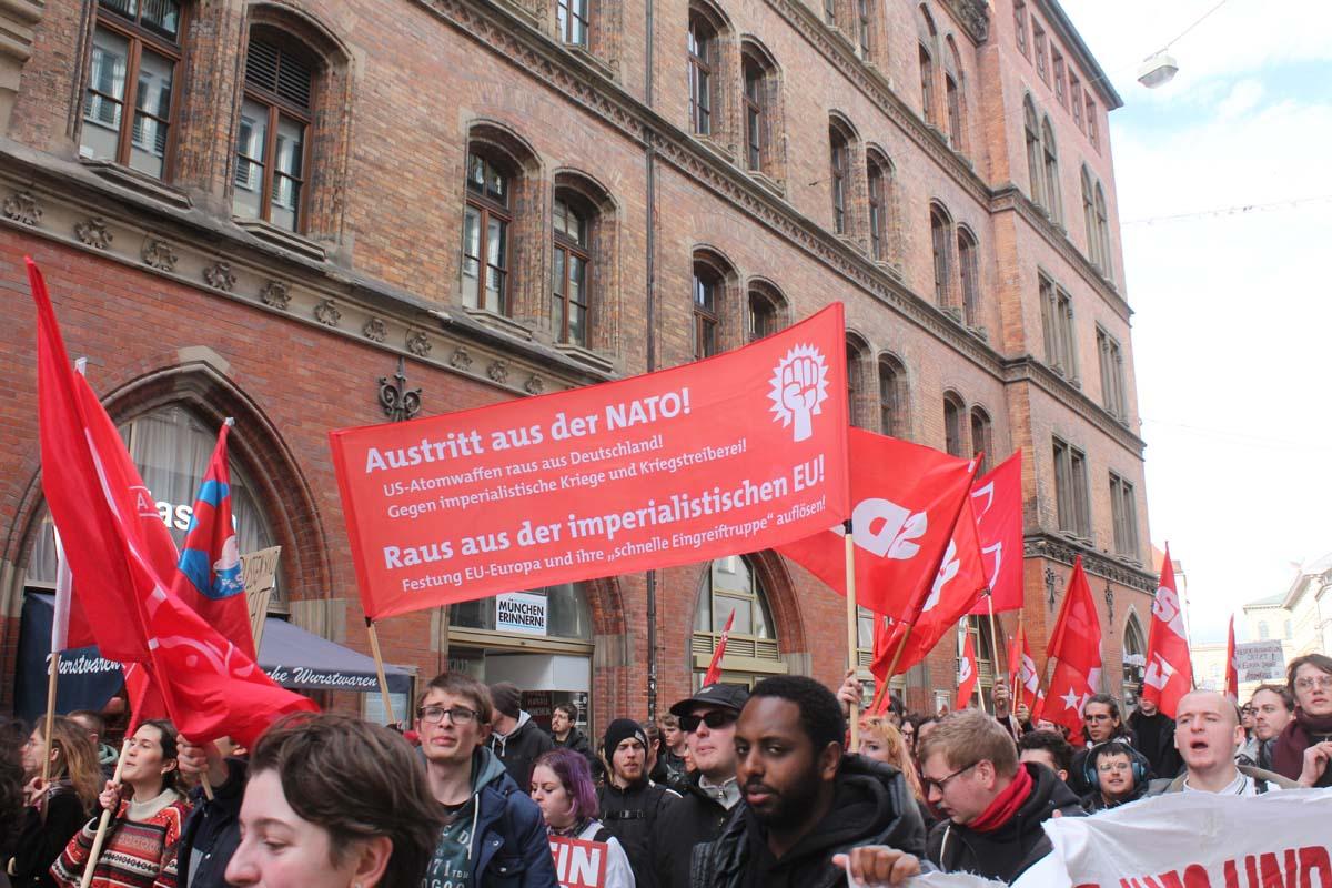 sdaj muenchen 21 - Proteste gegen Kriegskonferenz - Demonstration, DKP, Friedenskampf, NATO, SDAJ - Blog