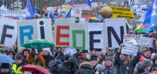 Warum die Friedensbewegung nicht „rechtsoffen“ ist