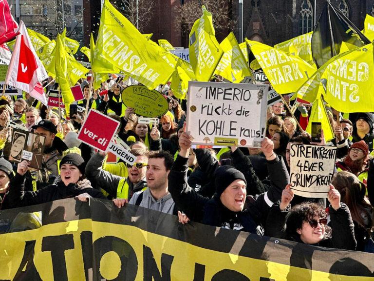 100301 Jugendstreiktag - Jugend im Streik - Tarifrunde Öffentlicher Dienst - Tarifrunde Öffentlicher Dienst