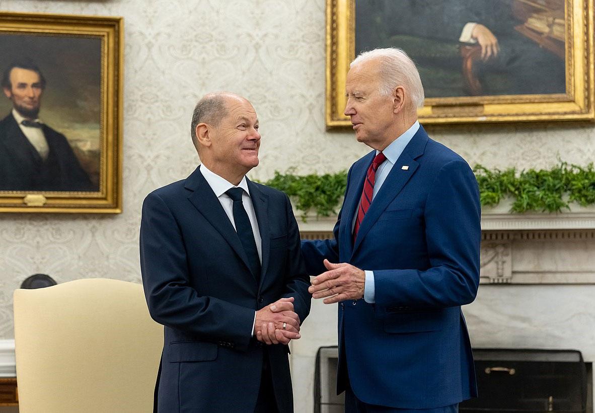 110501 Scholz - Kleiner Scholz, was nun? - Joseph Biden, Olaf Scholz - Politik