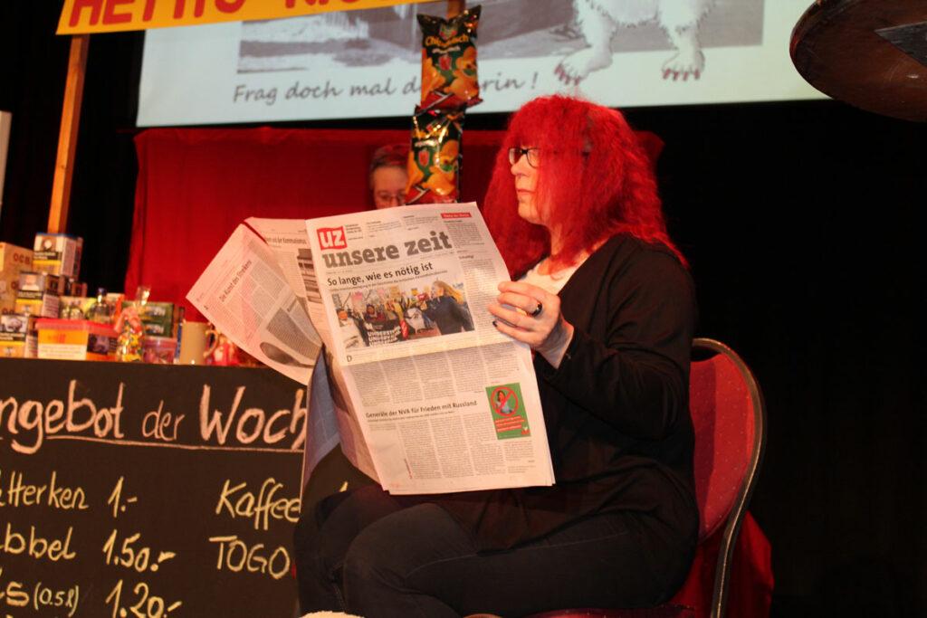 110804 1 - Von Kaufhof-Schließungen zur „feministischen Außenpolitik“ - DKP Essen, Essen, Frauenarbeitskreis, Ilona Deymann, Internationaler Frauentag, Zeche Carl - Politik