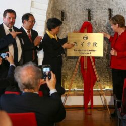 Home - - Internationales „Heikle Angelegenheit“