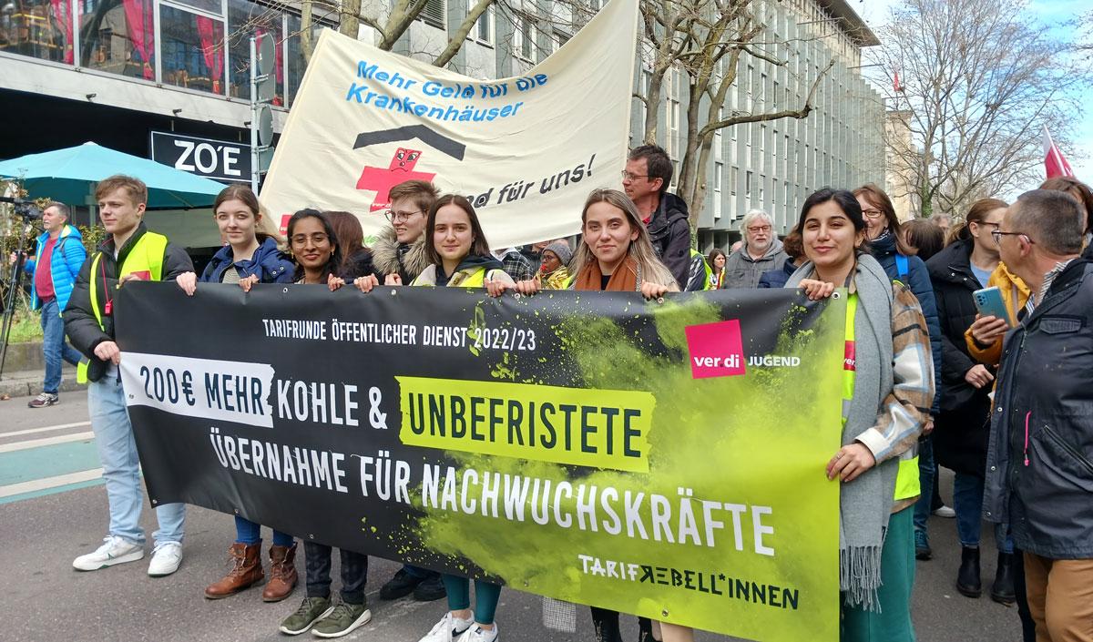 20230313 113325 - „Wir sind Gold wert!“ - Gesundheitswesen, Streik, ver.di, VKA - Blog, Neues aus den Bewegungen