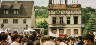 Wie das Asylrecht abgeschafft wurde