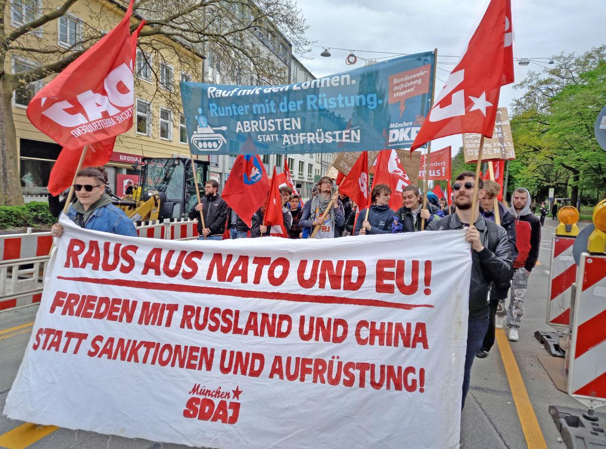 1Mai Muenchen1 - Kommunisten auf den 1.-Mai-Demos - 1. Mai 2023 - Blog, DKP in Aktion