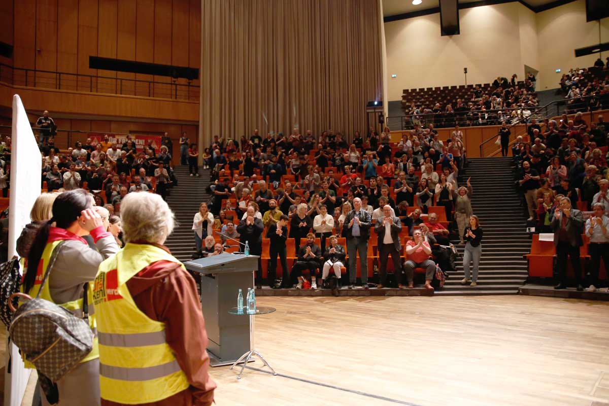 200301 Konferenz - Arbeitskampf an jedem Tag - Gewerkschaften, Gewerkschaftspolitik - Wirtschaft & Soziales