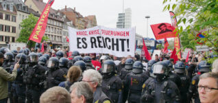Polizei attackiert DGB-Demo