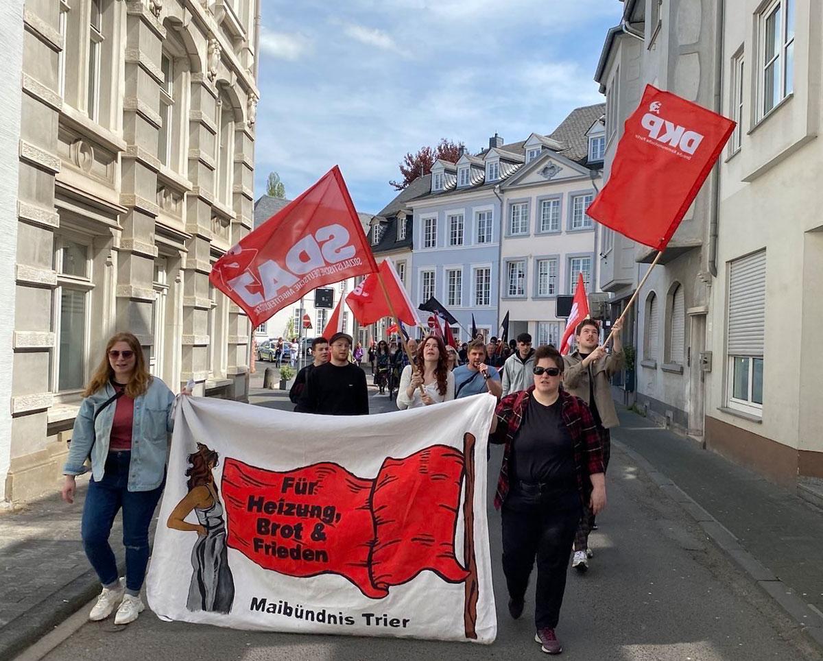 signal 2023 05 04 08 22 39 575 - Kommunisten auf den 1.-Mai-Demos - 1. Mai 2023 - Blog, DKP in Aktion