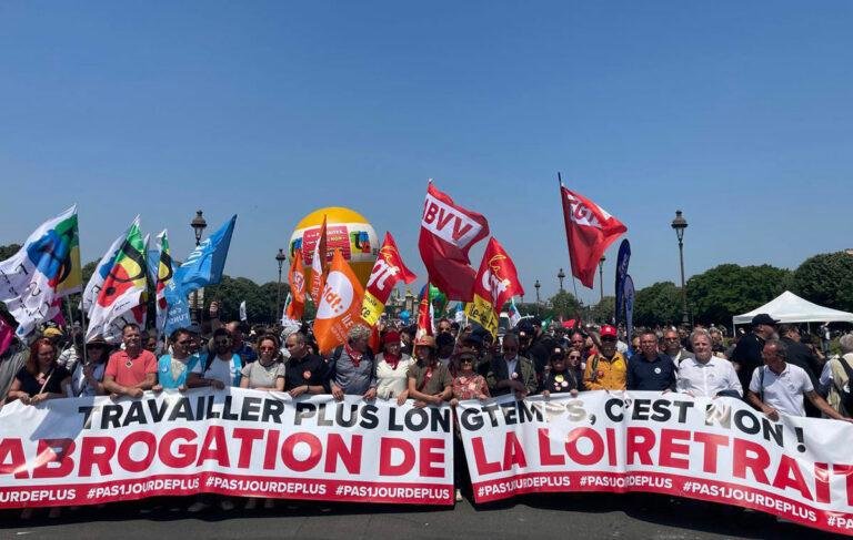 240702 - Beschäftigte Frankreichs gegen die „Rentenreform“ - - Im Bild