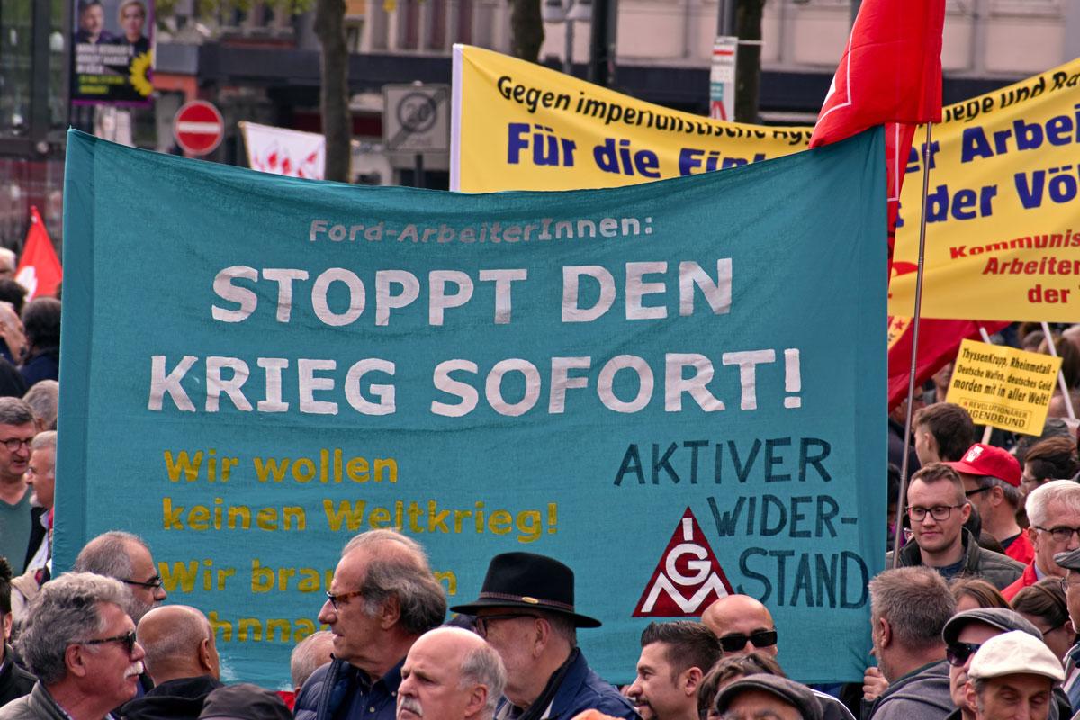 250301 Frieden - Keine Waffen, kein Krieg - Friedensverhandlungen, Gewerkschaftsbewegung, Solidarität, Ukraine-Krieg, Wirtschaftssanktionen - Wirtschaft & Soziales