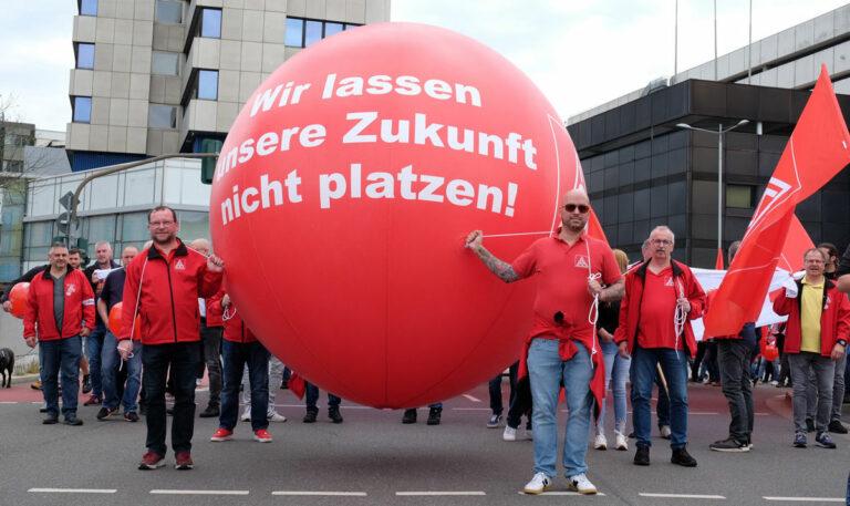 270303 FordSaarlouis - Streiks abgesagt - Arbeitskämpfe - Arbeitskämpfe