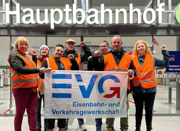 290201 EVG - Schlichtung statt Streik? - Streik - Streik