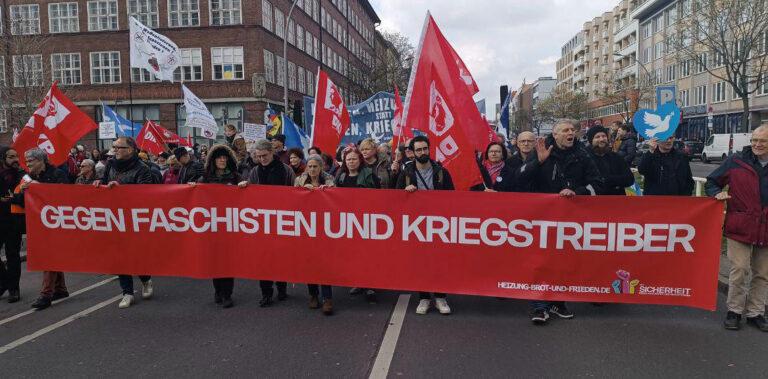 301001 Ostermarsch - Dem Mainstream nicht auf den Leim gehen - Schule - Schule