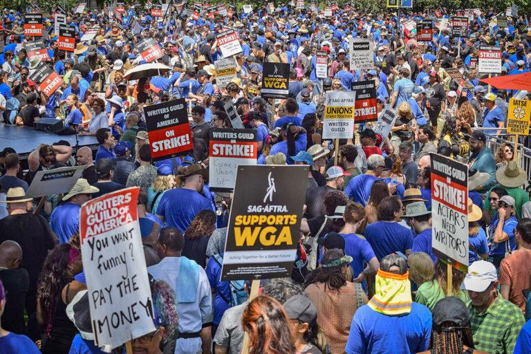 3111 1620px WGA Strike 6.21 - Licht aus für den Glamour - Streik - Streik