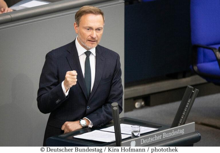 3704 WEB - Der Spardiktator - Christian Lindner - Christian Lindner