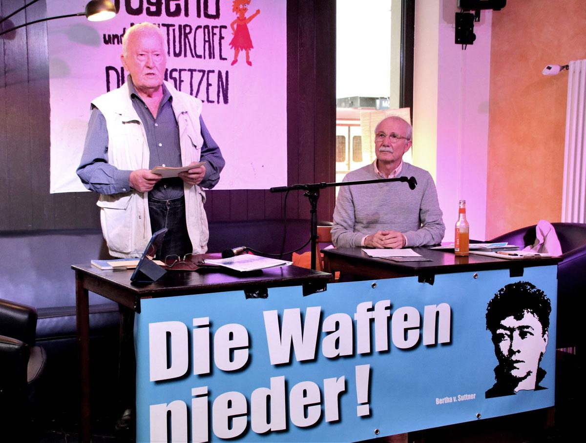380503 Bildmeldung - „Die Waffen nieder!“ - Mörfelden-Walldorf - Politik