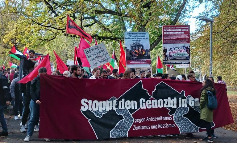 20231021 155656 - Solidarität ist kein Antisemitismus - Palästina-Solidarität, Stuttgart - Wirtschaft & Soziales