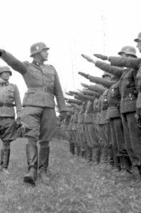 4007 Bundesarchiv Bild 101III Hoffmann 04 23 Waffen SS Div - Nazi-Huldigungen - Anthony Rota, Faschismus, Gedenkpolitik, Jaroslaw Hunka - Internationales