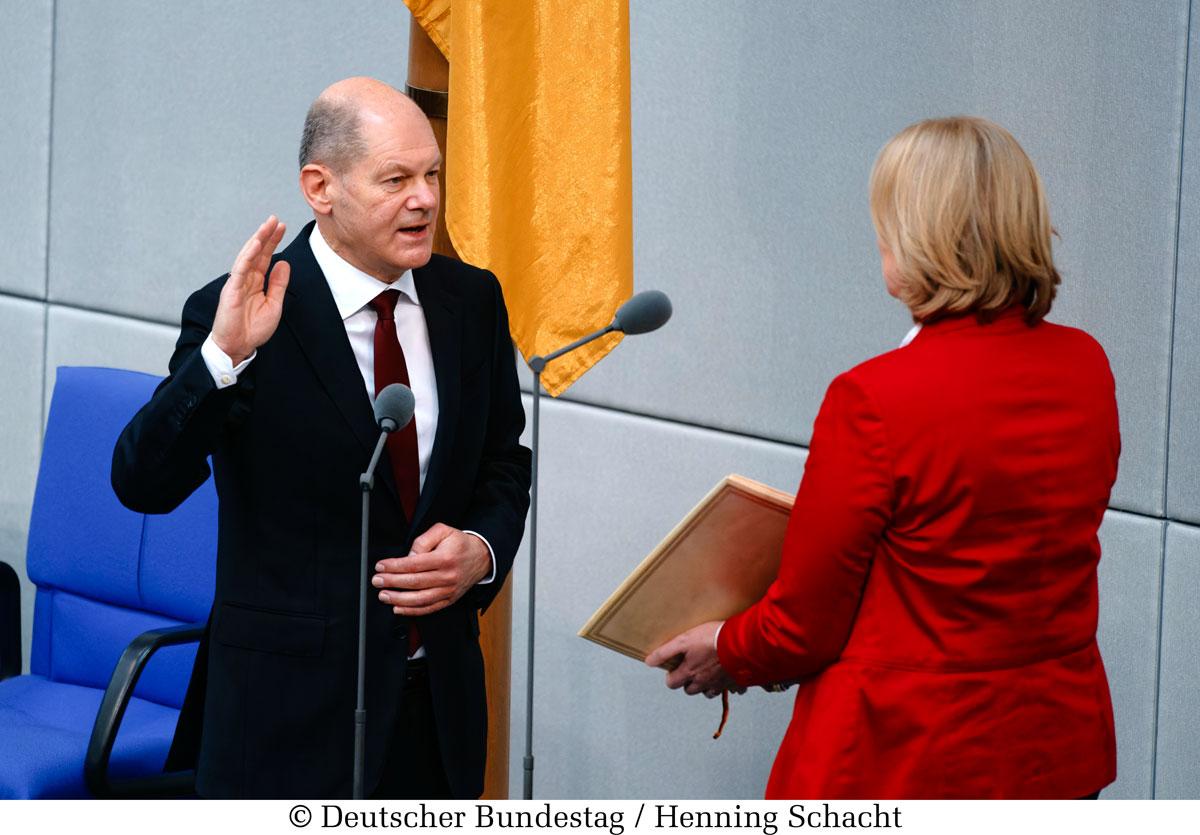4105795 - Scholz in Erklärungsnot - Cum-Ex-Skandal, Olaf Scholz, Warburg-Bank - Politik
