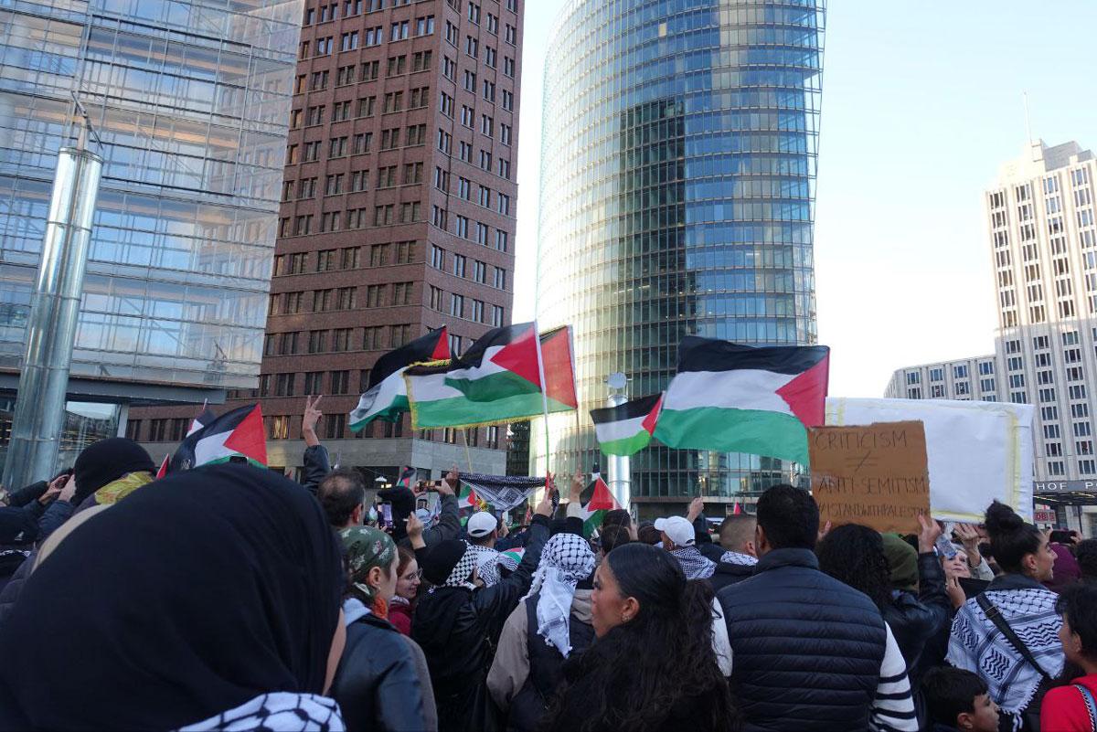 Berlin - Lautstark für Frieden - Gaza, Palästina-Solidarität, Repression - Blog
