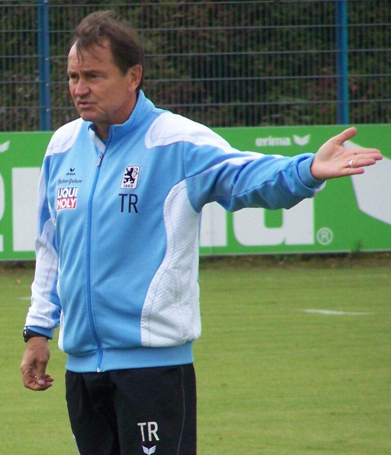 Ewald Lienen 1860 2009 - Lehrer Lienen - Fußball - Fußball