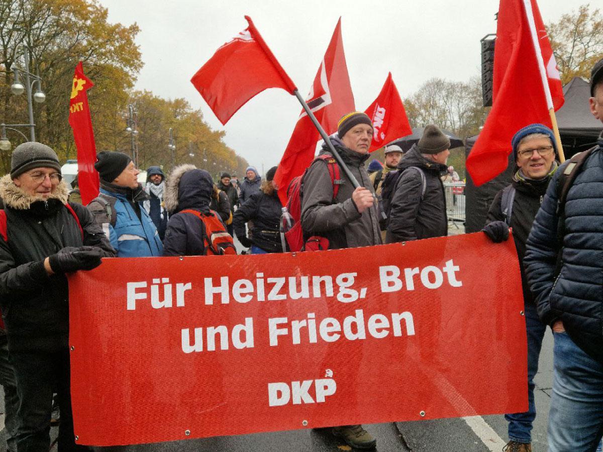 Martina Lennartz 2 - Starke Friedensdemo in Berlin - 25. November 2023, Friedensbewegung - Blog