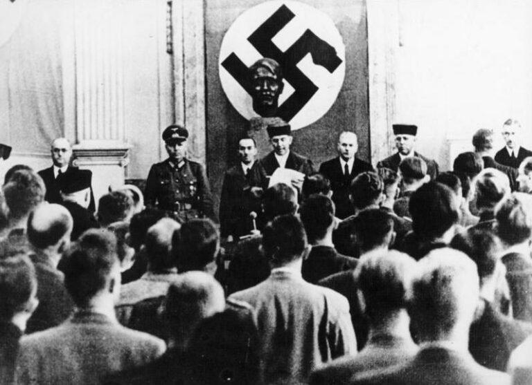 Bundesarchiv Bild 183 C0718 0052 001 Volksgerichtshof Prozess zum 20. Juli 1944 - „Ergebnisorientierte Auslegung“ - Hans-Joachim Rehse - Hans-Joachim Rehse