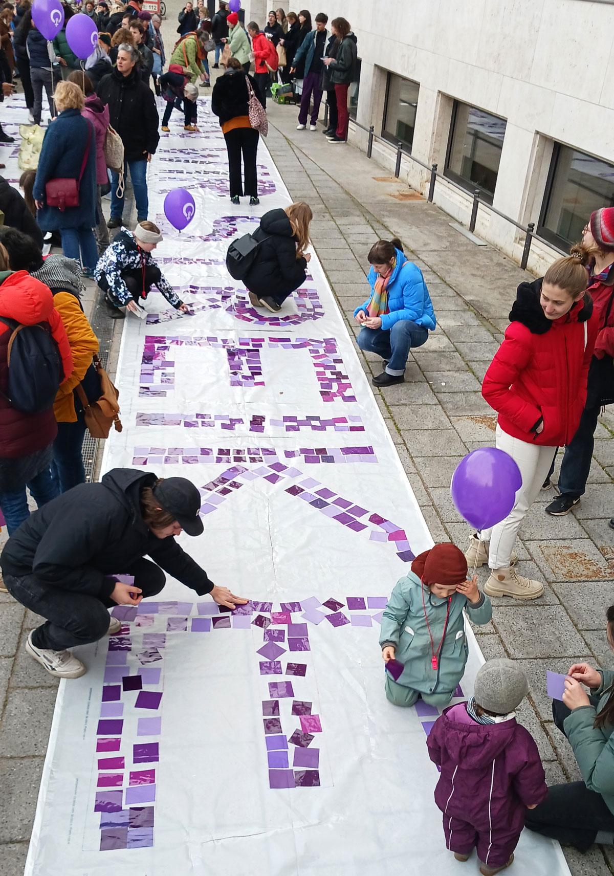 060201 Frauenstreik - Gegen die „Kaputtsparer“ - 8. März 2024, Internationaler Frauentag - Wirtschaft & Soziales