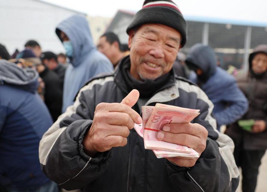 070802 Bauer - Sorgen, die wir gerne hätten - Neujahrsfest, VR China - Internationales