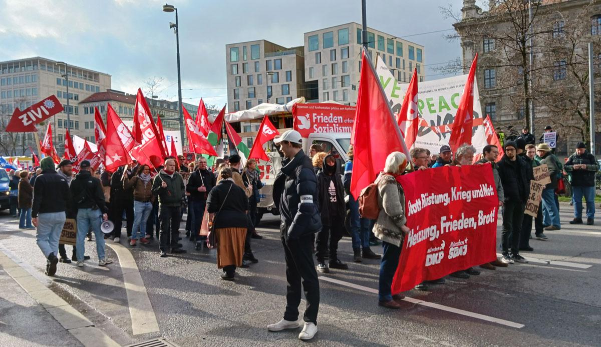 20240217 141604 - 5.000 für Frieden - Aktionsbündnis gegen die NATO-Sicherheitskonferenz, DKP, Münchener Sicherheitskonferenz, SDAJ - Blog